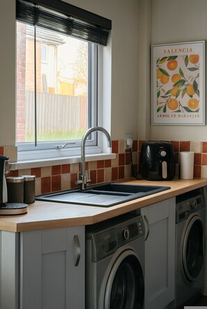 Unclassified image, 5 of 15, button - Comfortable Two-bedroom Home in St Dials Cwmbran (Cwmbran)