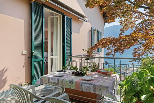 Cottage Antico Ulivo mit Seeblick in Bellagio, kostenlosem Parkplatz, Klimaanlage & Patio