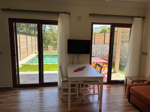 Charming 1-Bedroom&Bathroom Farmhouse With Private Pool Close To Sea In Dalaman