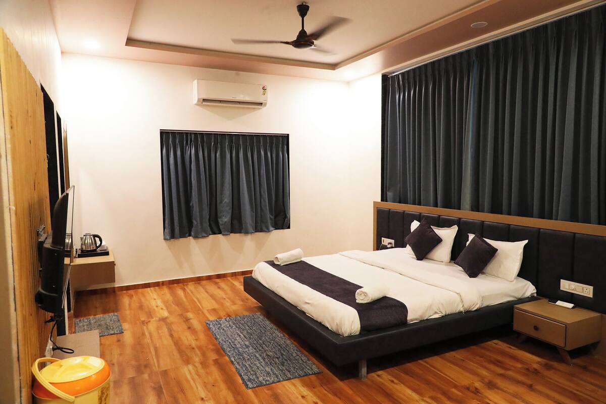 Deluxe Room, Balcony, Garden View