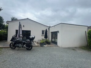 Exterior - Vrbo Property (Bergerac)