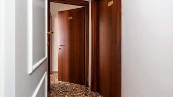 Classic-Vierbettzimmer, Stadtblick | Innenbereich