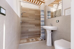 Shower, towels