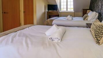 3 bedrooms, free WiFi, individually decorated, individually furnished