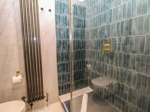 Shower - The Devonshire Suite (Buxton)
