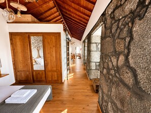 Internet, bed sheets - Pico Island Villa 2 · Oceanfront Retreat (Cais do Pico)
