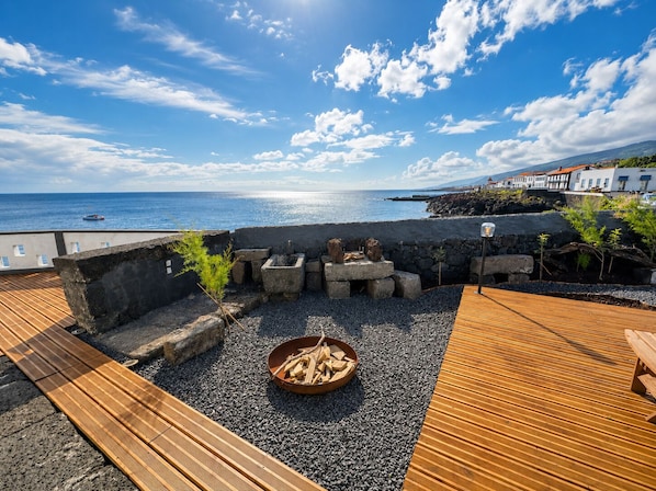 Terrace/patio - Pico Island Villa 2 · Oceanfront Retreat (Cais do Pico)