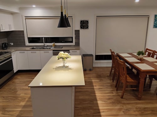 Clean and Cosy Family Home in Charlemont | Near Surf Coast and Near Geelong