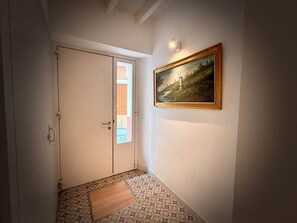Interior - Gerona Luxury Apartments (Seville)