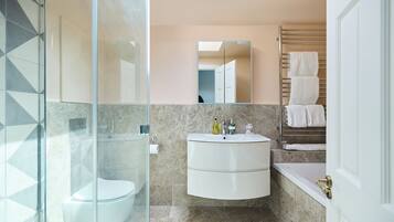 House | Bathroom