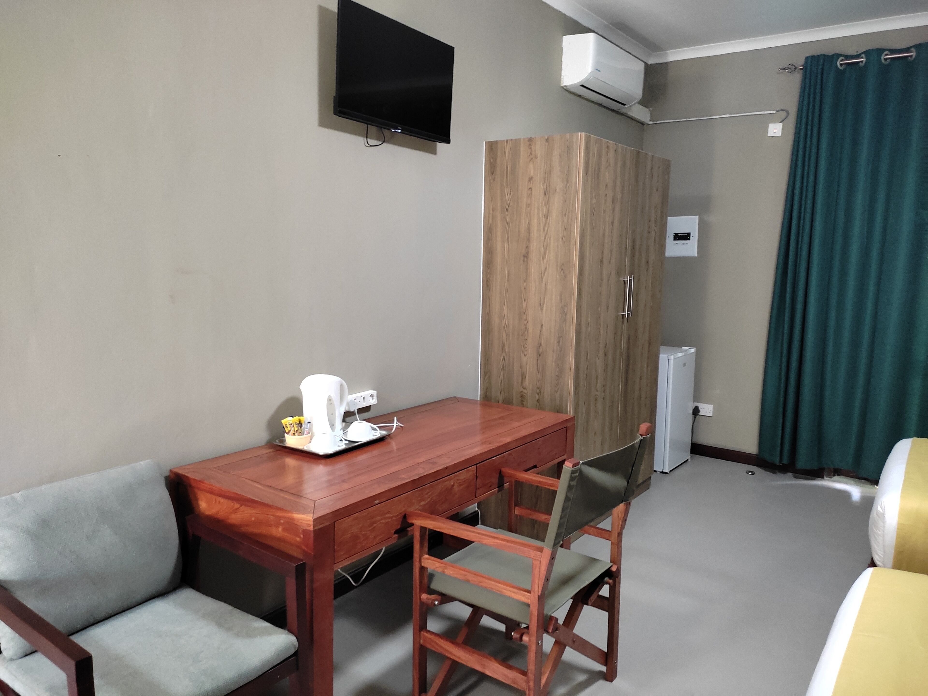 Chambre Standard avec lits jumeaux, balcon | Intérieur