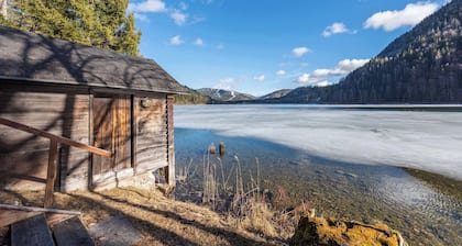 Chalet Erlauf | Parking | Garden | Lakefront