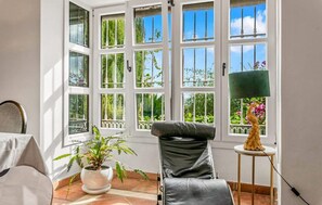Interior - Amazing home in Benahavis with private swimming pool, can be inside or outside (Benahavis)