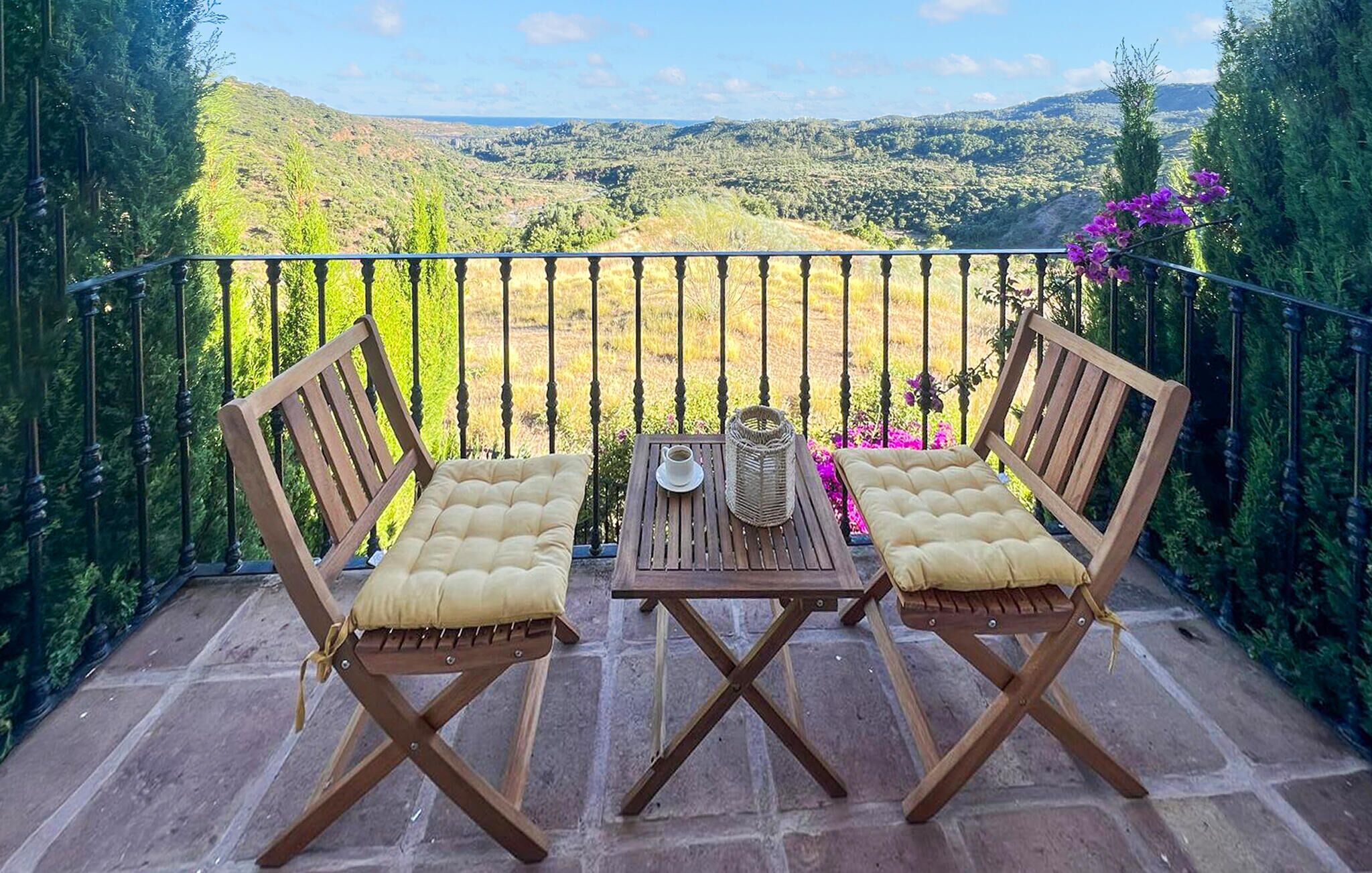 Property grounds - Amazing home in Benahavis with private swimming pool, can be inside or outside (Benahavis)