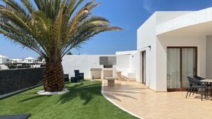 Unclassified image, 4 of 18, button - Casa Aday, Playa Blanca (Playa Blanca)