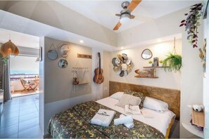 Room - Vrbo Property (Roses)