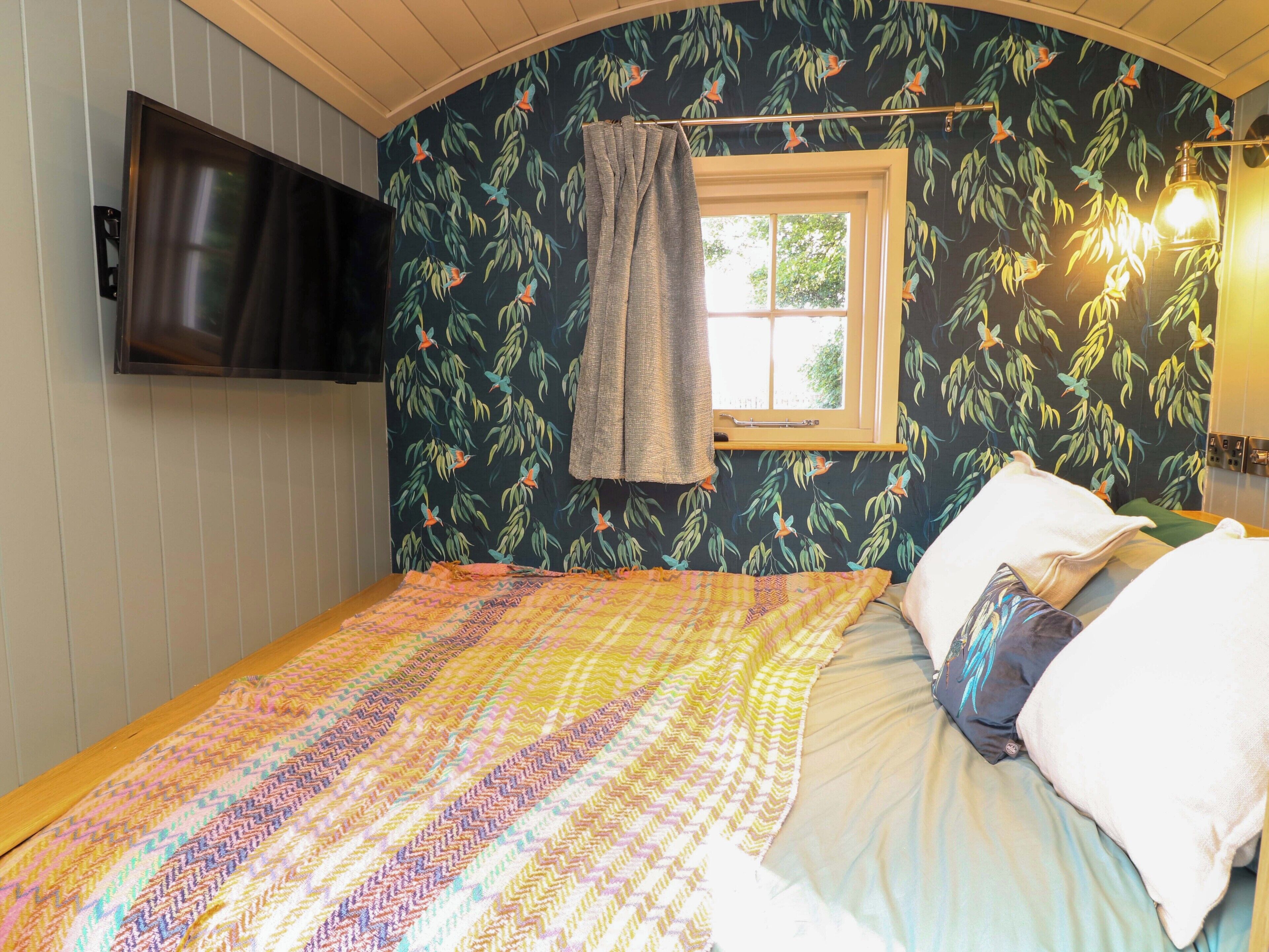 1 dormitorio, decoración individual, mobiliario individual