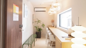 Ảnh chưa phân loại, 2 trong số 20 ảnh, nút