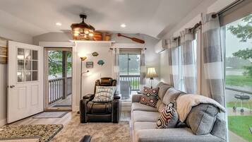 House (1 Bedroom) | Interior
