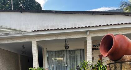 Pousada Guimarães muriqui