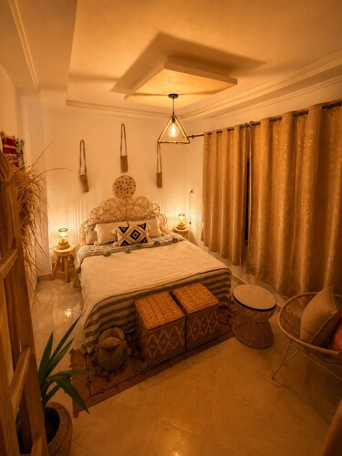 Banana Surf Camp - Yoga Vibe and Retreat