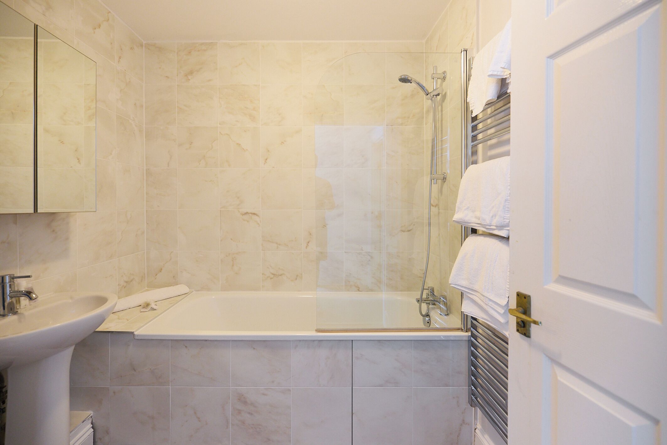 Apartment | Bathroom
