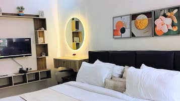 Appartement familial, balcon, vue sur la ville | Coffre-fort pour ordinateur portable, bureau
