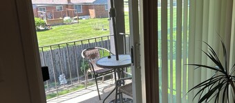 Cozy 1-bedroom apartment with AC in serene Farmington Hills