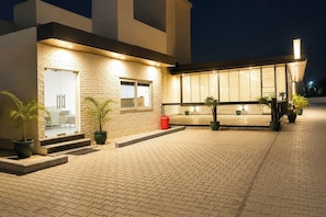 Exterior - Vanam hotel and resort (Mathura)