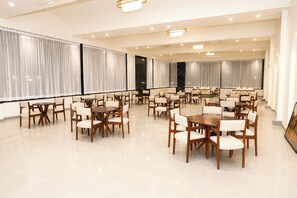 Restaurant - Vanam hotel and resort (Mathura)