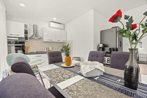 Coffee/tea maker, fridge, microwave, oven - Holiday House Nives with pool and playground (Orihi)
