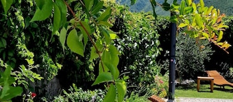 A very nice and cozy vacation rental for 10 people, with a private pool and garden.