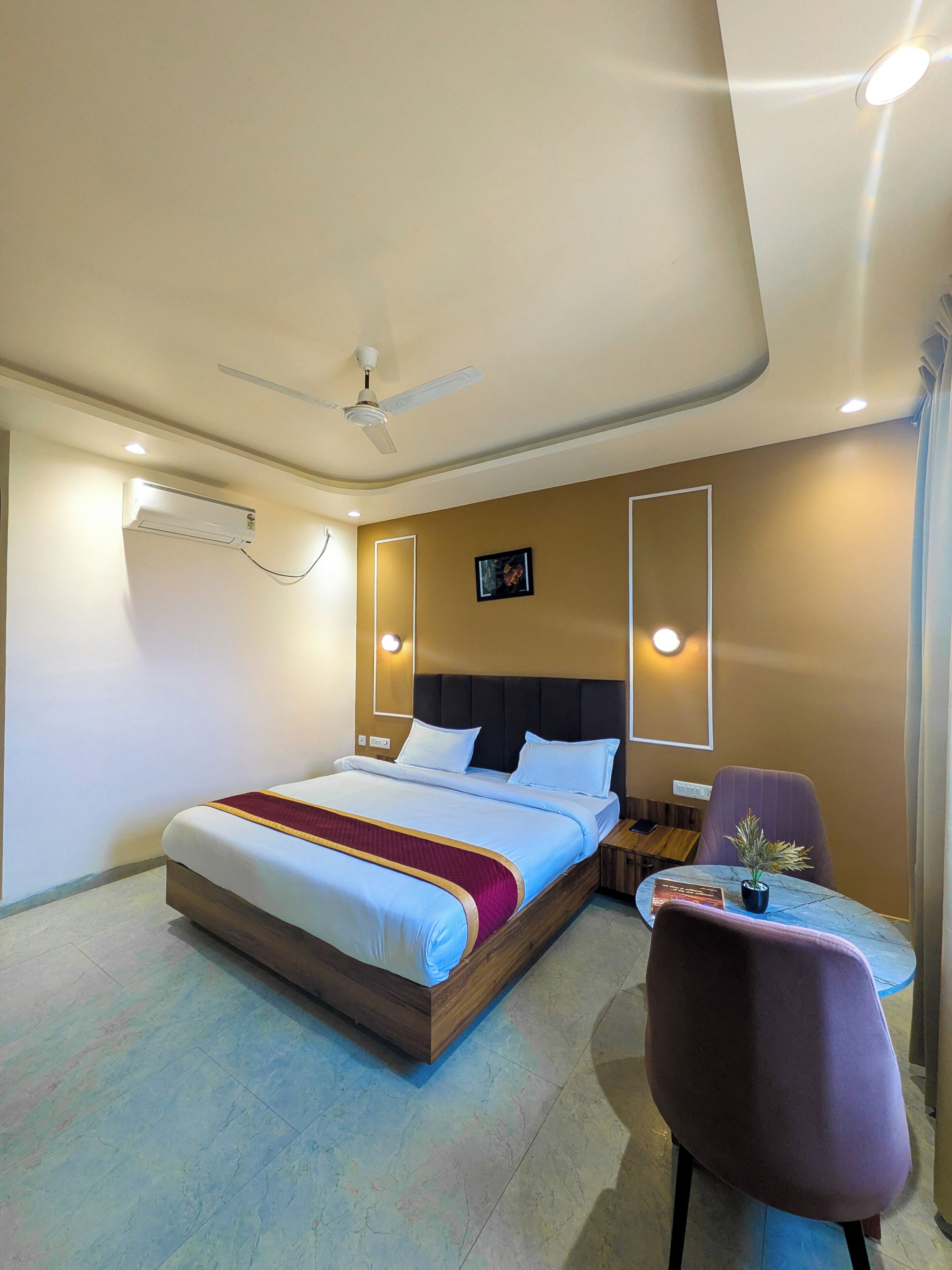 Executive Room | Desk, free WiFi
