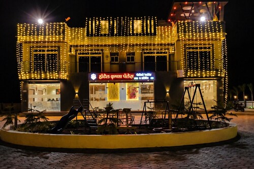 Hotel krushna palace lodge 
