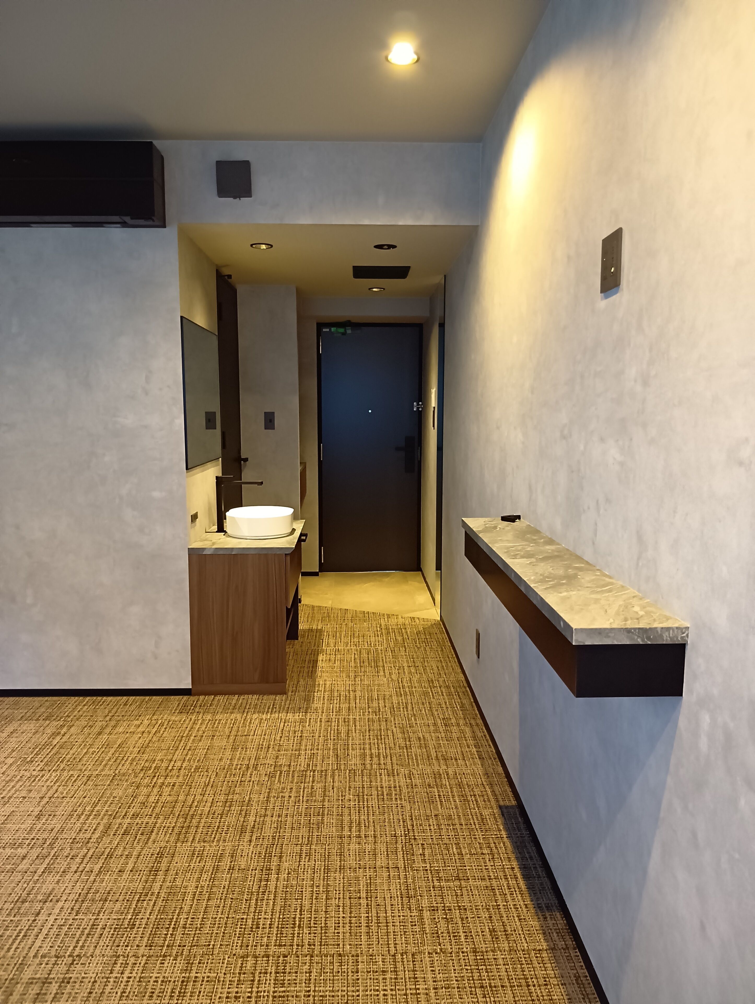 Standard Twin Room, Non Smoking | Bathroom | Shampoo