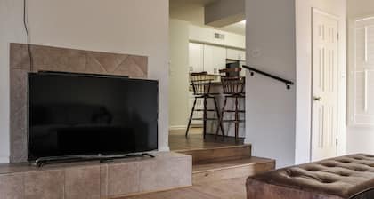 87 Mountain View - 2BR House