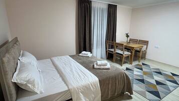 1 bedroom, free WiFi, bed sheets