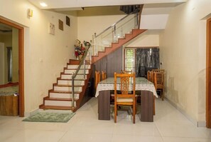 Dining - Grand Villa Kochi (Kochi)