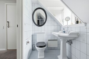 Dusche, Handtücher, Seife, Shampoo