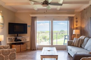TV - Sunrise to Sunset Oceanfront Beach Retreat w/ Pool (St. Augustine)