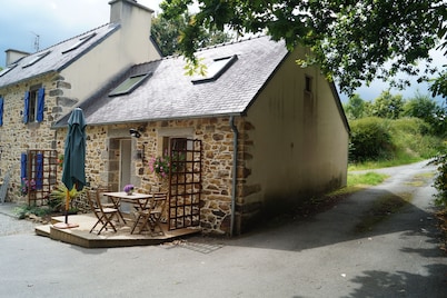 A small house in the countryside