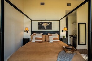 Room - The Ranch House (Hondo)