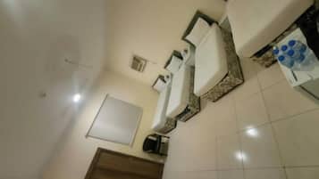 Family Quadruple Room | WiFi (free), bed sheets