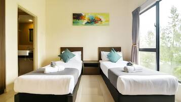 Apartemen Deluks, pemandangan laut | Setrika/meja setrika dan Wi-Fi gratis