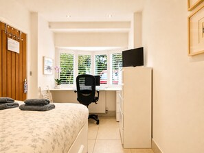 1 Schlafzimmer, Bügeleisen/Bügelbrett, WLAN, Bettwäsche