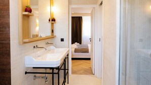 Suite, tekjøkken | Bad