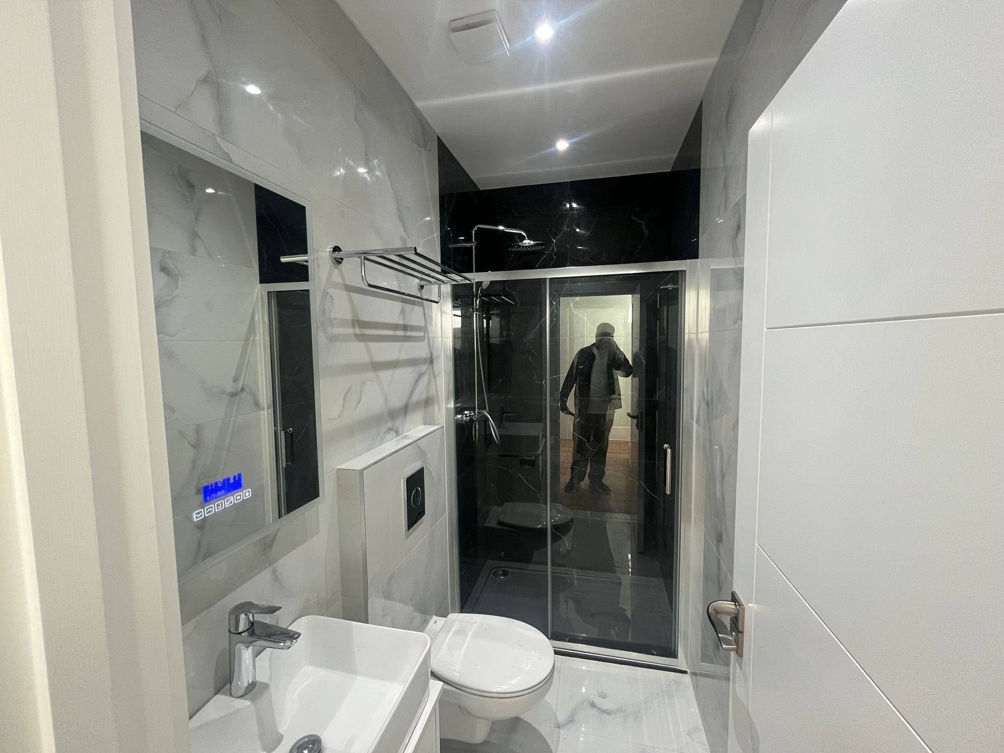 Appartamento Superior, bagno privato | Bagno | Doccia, asciugacapelli, asciugamani, sapone
