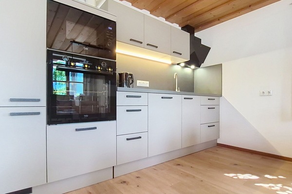Kitchen, Kitchen Appliance, Countertop, Flooring, Interior Design, Major Appliance, Cabinetry, Wood, Floor, Home Appliance