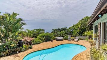 House, 5 Bedrooms, Accessible, Smoking | Pool