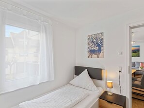 Room - Nice apartment for 5 guests with WIFI, TV and balcony (Endingen)